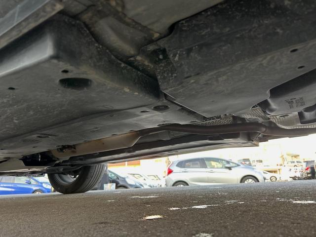 ヤリスクロス ハイブリッドZ 全周囲カメラ 衝突被害軽減システム レーダークルーズ 禁煙車 ハーフレザーシート パワーシート ドラレコ コーナーセンサー スマートキー LEDヘッド ビルトインETC 純正18インチアルミ(21枚目)