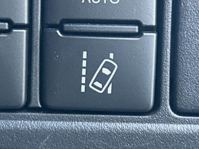 ヴォクシー ハイブリッドＺＳ　純正９インチナビ　衝突軽減ブレーキ　両側電動スライドドア　禁煙　ＥＴＣ　車線逸脱警報　オートハイビーム　バックカメラ　Ｂｌｕｅｔｏｏｔｈ再生　地デジＴＶ　ＤＶＤ再生　シートヒーター　１６インチアルミ（29枚目）