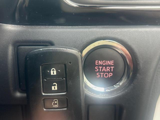 エスクァイア Ｘｉ　ｃａｒｒｏｚｚｅｒｉａ製ナビゲーション　禁煙　バックカメラ　ＥＴＣ　電動スライドドア　ＤＶＤ再生　地デジＴＶ　ＬＥＤヘッドライト　１８インチアルミ　アイドリングストップ　革巻きステアリング（23枚目）