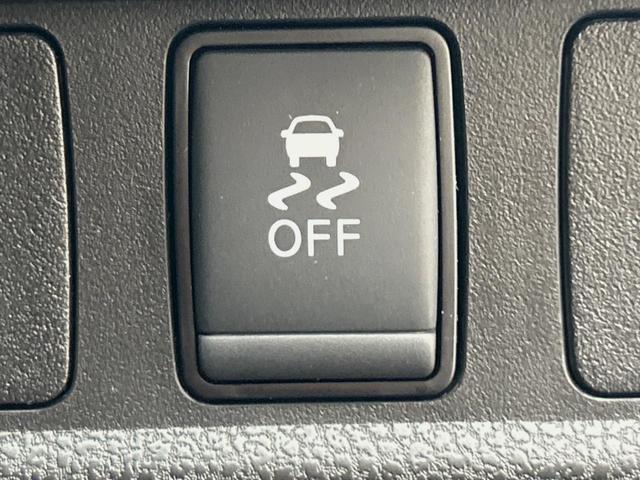 ノート ｅ－パワー　メダリスト　純正ナビ　禁煙　ＥＴＣ　全周囲カメラ　衝突被害軽減システム　車線逸脱警報　踏み間違え防止アシスト　レーダークルーズ　スマートルームミラー　合皮コンビシート　Ｂｌｕｅｔｏｏｔｈ再生　コーナーセンサー（25枚目）