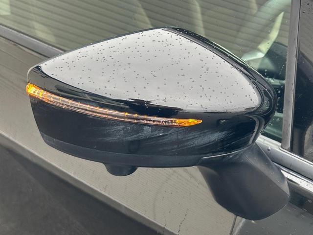 ノート ｅ－パワー　メダリスト　純正ナビ　禁煙　ＥＴＣ　全周囲カメラ　衝突被害軽減システム　車線逸脱警報　踏み間違え防止アシスト　レーダークルーズ　スマートルームミラー　合皮コンビシート　Ｂｌｕｅｔｏｏｔｈ再生　コーナーセンサー（37枚目）