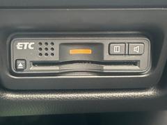 【ＥＴＣ】高速道路の料金所をストレスなく通過！話題のスポットやサービスエリアに多い「スマートIntercooler」利用時は必須のアイテムです。当店でセットアップを実施、ご納車当日からすぐにご利用いただけます！ 5