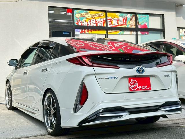 プリウスＰＨＶ Ｓセーフティプラス　ワンオーナー　モデリスタフルエアロ　ＷＯＲＫ１９インチアルミホイール　純正ホイールセット有　９インチナビＴＶ　ステアリングヒーター　デジタルインナーミラー　追従機能付　ドライブレコーダー　ＥＴＣ（55枚目）