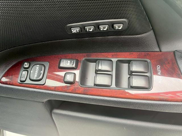 ＩＳ ＩＳ２５０　バージョンＬ　禁煙車　ジョブデザインフルエアロ　車高調　ウエッズ１９アルミ　サンルーフ　黒革シートベンチレーション　パワーシート　クルーズコントロール　コーナーセンサー（34枚目）