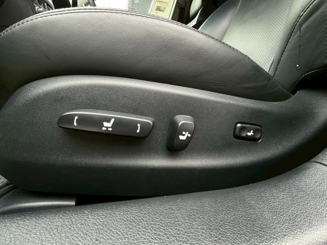 ＩＳ ＩＳ２５０　バージョンＬ　禁煙車　ジョブデザインフルエアロ　車高調　ウエッズ１９アルミ　サンルーフ　黒革シートベンチレーション　パワーシート　クルーズコントロール　コーナーセンサー（36枚目）