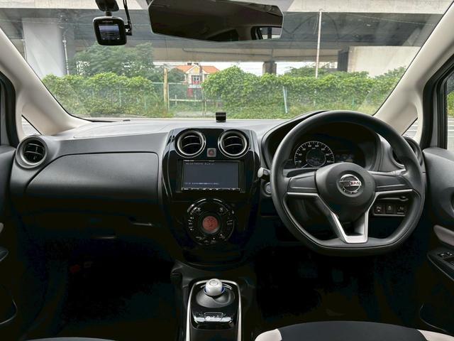 ノート e-パワー B 禁煙車 エマージェンシーブレーキ 車線逸脱警告 パナソニックナビ Bluetoothオーディオ バックカメラ スマートキー オートエアコン ドライブレコーダー オートハイビーム(27枚目)