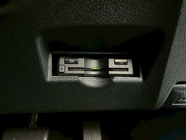 プリウス S 禁煙車 法人ワンオーナー サンルーフ セーフティセンス レーダークルーズコントロール 純正ナビテレビ バックカメラ ドライブレコーダー LEDヘッドライト(40枚目)