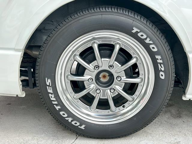 ハイエースバン スーパーGL ダークプライムII ディーゼルターボ 禁煙車 ワンオーナー アルパインフローティングナビフルセグ バックカメラ 両側パワースライドドア CRS足廻り CRS17AW ベットキット LEDヘッドライト フォグ スマートキー(8枚目)