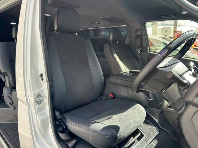 ハイエースバン スーパーGL ダークプライムII ディーゼルターボ 禁煙車 ワンオーナー アルパインフローティングナビフルセグ バックカメラ 両側パワースライドドア CRS足廻り CRS17AW ベットキット LEDヘッドライト フォグ スマートキー(21枚目)