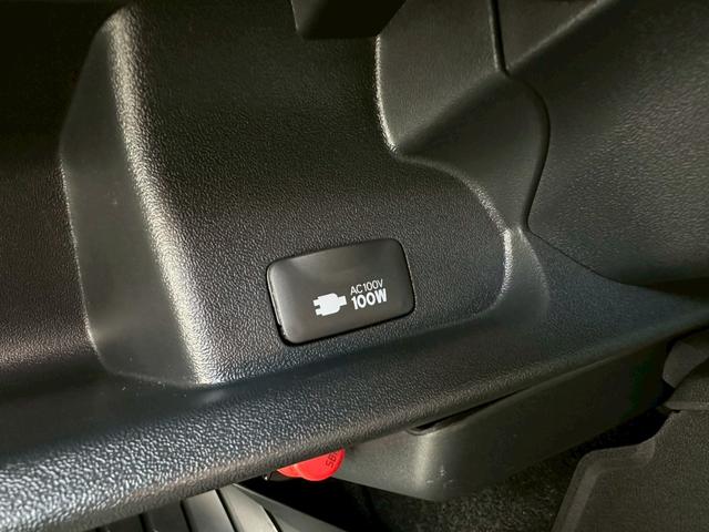 ハイエースバン スーパーGL ダークプライムII ディーゼルターボ 禁煙車 ワンオーナー アルパインフローティングナビフルセグ バックカメラ 両側パワースライドドア CRS足廻り CRS17AW ベットキット LEDヘッドライト フォグ スマートキー(40枚目)