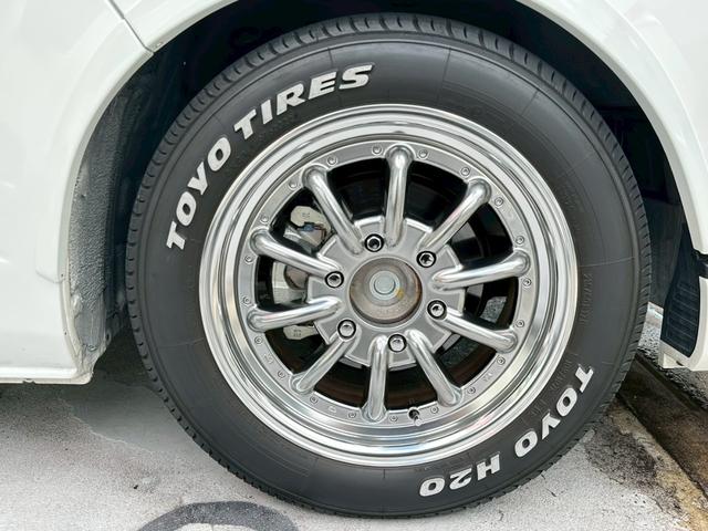 ハイエースバン スーパーGL ダークプライムII ディーゼルターボ 禁煙車 ワンオーナー アルパインフローティングナビフルセグ バックカメラ 両側パワースライドドア CRS足廻り CRS17AW ベットキット LEDヘッドライト フォグ スマートキー(43枚目)