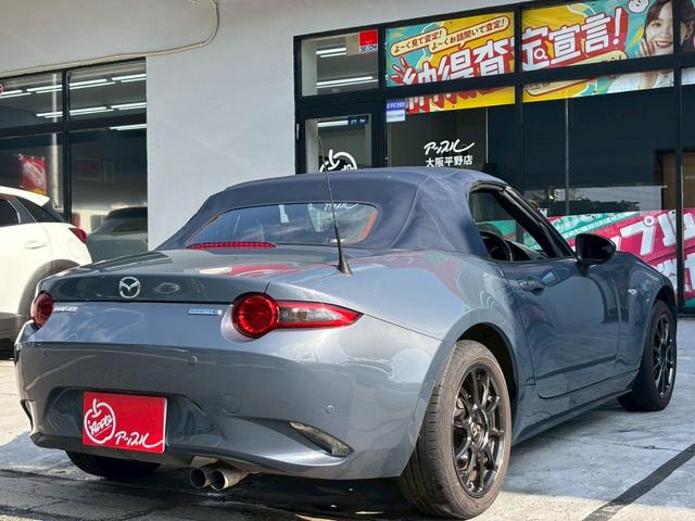 ロードスター ９９０Ｓ　禁煙ワンオーナー　６速ミッション　純正ＲＡＹＳ製１６アルミ　ブレンボキャリパー　９９０Ｓ専用セッティング　ダークブルークロス製ソフトトップ　ブラインドスポット　衝突軽減　ＬＥＤヘッドライト（16枚目）