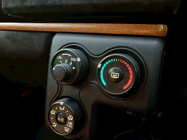 サクシード U 禁煙 ナルディステアリング 社外14インチAW TOYOブロックタイヤ(2025年製造タイヤ) ブラウンレザー調シートカバー ナビ ブルー バックカメラ(33枚目)