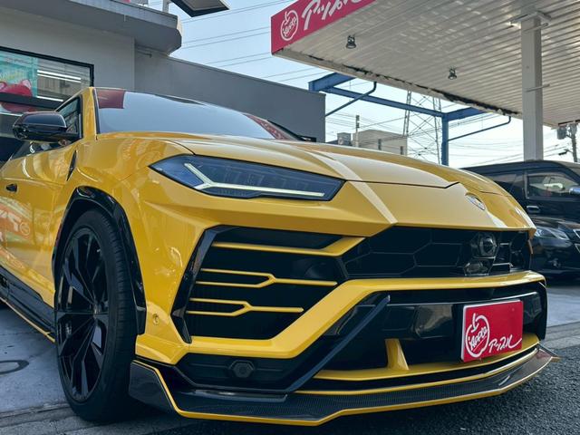 ウルス ベースグレード 禁煙車 左ハンドル パノラマルーフ Giallo Auge ブラックレッドアルカンターラコンビシート パワーシート メーカーナビ 360°カメラ リープデザインカーボンエアロ 可変バルブリモコン付き(65枚目)
