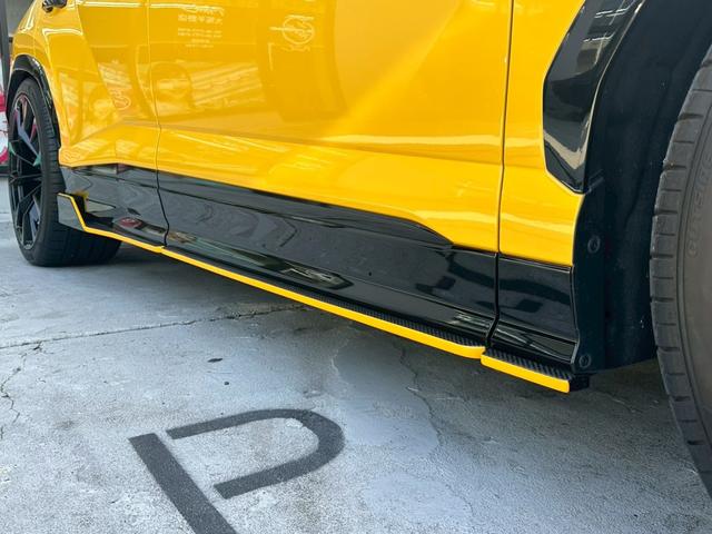 ウルス ベースグレード 禁煙車 左ハンドル パノラマルーフ Giallo Auge ブラックレッドアルカンターラコンビシート パワーシート メーカーナビ 360°カメラ リープデザインカーボンエアロ 可変バルブリモコン付き(66枚目)