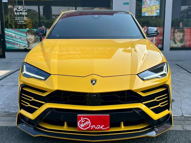 ウルス ベースグレード 禁煙車 左ハンドル パノラマルーフ Giallo Auge ブラックレッドアルカンターラコンビシート パワーシート メーカーナビ 360°カメラ リープデザインカーボンエアロ 可変バルブリモコン付き(72枚目)