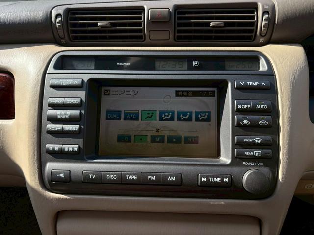 クラウンエステート アスリートE 室内車庫保管 サンルーフ 純正フロントスポイラー WORKグノーシス19インチAW(タイヤ8部山) JINspec車高調 社外2本出しマフラー 社外ステアリング(26枚目)