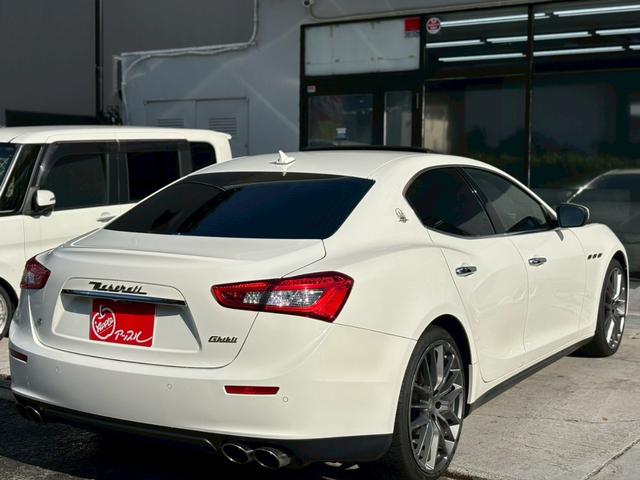 ギブリ S エグゼクティブパッケージプラス オプション21アルミ サンルーフ 赤革ベンチレーション シートヒーター アダプティブクルーズコントロール 衝突液減 メーカーナビ 社外フルセグ バックカメラ BSM(55枚目)