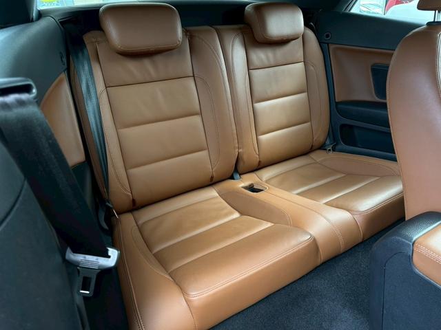 ゴルフカブリオレ ベースグレード　ベースグレード（４名）　禁煙　ワンオーナー　屋内保管　ブラウンレザー　シートヒーター　純正１８アルミ　純正フルセグナビ　Ｂｌｕｅｔｏｏｔｈオーディオ対応　幌破れ無し開閉動作チェック済み　パドルシフト（24枚目）