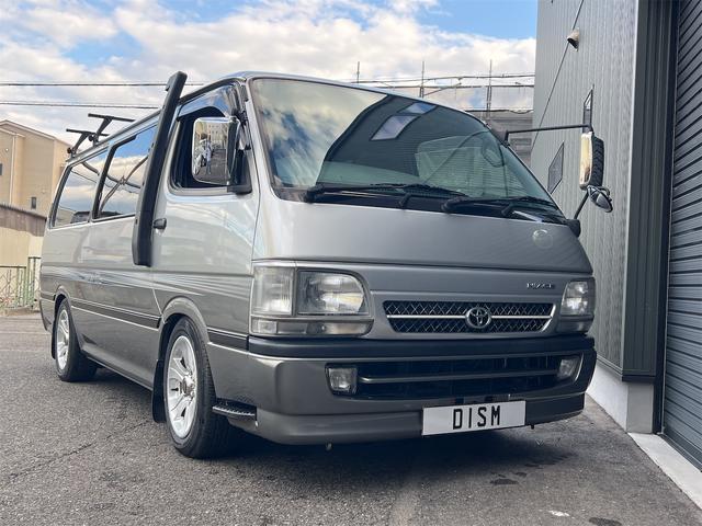 ハイエースバン ロングスーパーGL ローダウン 社外アルミホール ルーフキャリア 純正デカール ヒッチメンバー ベッドキット ダブルエアコン(17枚目)