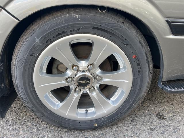 ハイエースバン ロングスーパーGL ローダウン 社外アルミホール ルーフキャリア 純正デカール ヒッチメンバー ベッドキット ダブルエアコン(35枚目)