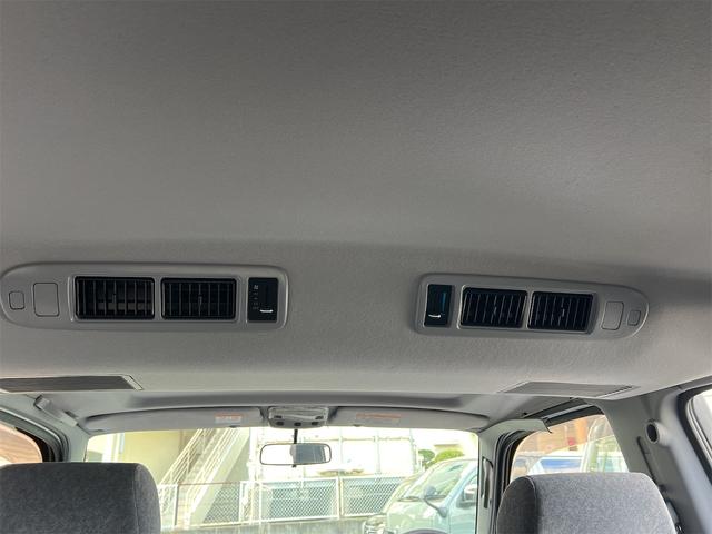 ハイエースバン ロングスーパーGL ローダウン 社外アルミホール ルーフキャリア 純正デカール ヒッチメンバー ベッドキット ダブルエアコン(41枚目)