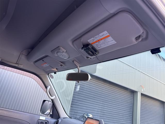 キャラバンバス 　福祉車両チェアキャブリフター車いす２基１０人乗り８ナンバー（13枚目）