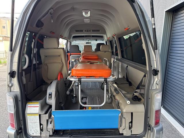 キャラバンバス 　福祉車両チェアキャブリフター車いす２基１０人乗り８ナンバー（34枚目）