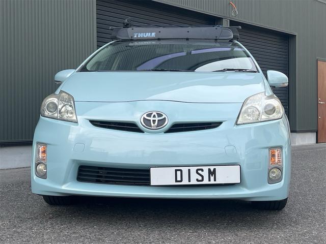 プリウス Ｓ　ローダウン　ツーリングアルミホイール　スーリー　バンパースムージング　社外ナビ　バックカメラ　Ｂｌｕｅｔｏｏｔｈ（7枚目）