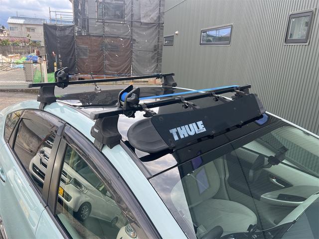 プリウス Ｓ　ローダウン　ツーリングアルミホイール　スーリー　バンパースムージング　社外ナビ　バックカメラ　Ｂｌｕｅｔｏｏｔｈ（18枚目）