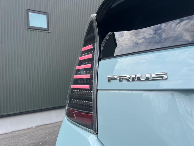 プリウス Ｓ　ローダウン　ツーリングアルミホイール　スーリー　バンパースムージング　社外ナビ　バックカメラ　Ｂｌｕｅｔｏｏｔｈ（24枚目）