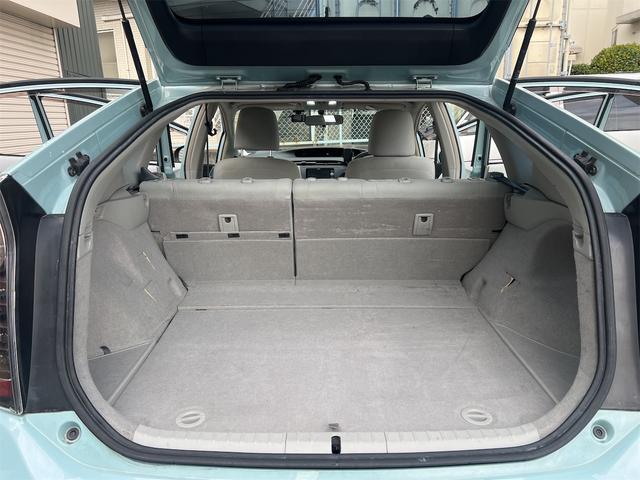 プリウス Ｓ　ローダウン　ツーリングアルミホイール　スーリー　バンパースムージング　社外ナビ　バックカメラ　Ｂｌｕｅｔｏｏｔｈ（29枚目）