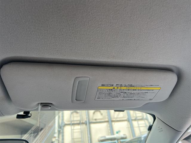 プリウス Ｓ　ローダウン　ツーリングアルミホイール　スーリー　バンパースムージング　社外ナビ　バックカメラ　Ｂｌｕｅｔｏｏｔｈ（42枚目）