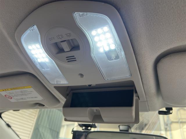 プリウス Ｓ　ローダウン　ツーリングアルミホイール　スーリー　バンパースムージング　社外ナビ　バックカメラ　Ｂｌｕｅｔｏｏｔｈ（43枚目）
