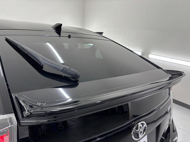 プリウス Ｓツーリングセレクション・Ｇ’ｓ　１．８　Ｓ　ツーリングセレクション　Ｇ’ｓ　　（ブラック）（3枚目）