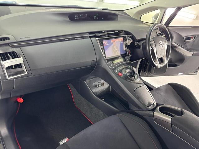 プリウス Ｓツーリングセレクション・Ｇ’ｓ　１．８　Ｓ　ツーリングセレクション　Ｇ’ｓ　　（ブラック）（7枚目）