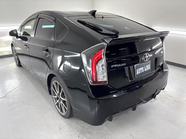 プリウス Ｓツーリングセレクション・Ｇ’ｓ　１．８　Ｓ　ツーリングセレクション　Ｇ’ｓ　　（ブラック）（12枚目）