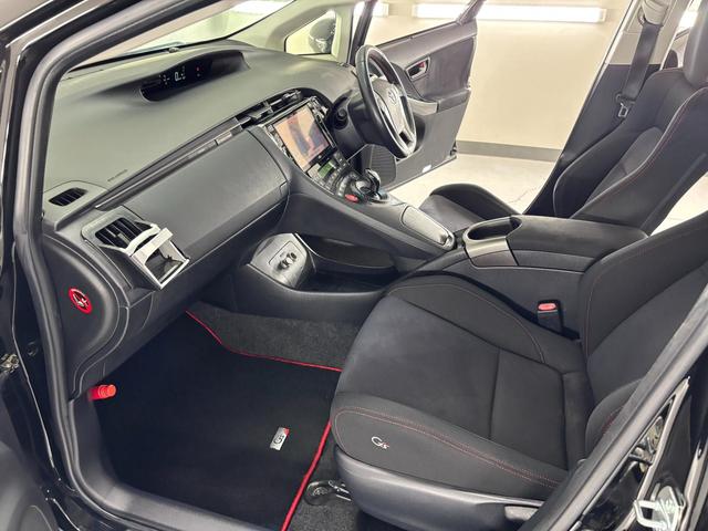 プリウス Ｓツーリングセレクション・Ｇ’ｓ　１．８　Ｓ　ツーリングセレクション　Ｇ’ｓ　　（ブラック）（28枚目）