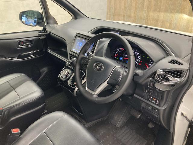 ヴォクシー ＺＳ　煌ＩＩＩ　モデリスタフルエアロ・純正１２型後席モニター・純正９型フルセグナビ・両側電動ドア・衝突軽減ブレーキ・車線逸脱警報・クリアランスソナー・純正１６インチＡＷ・ＥＴＣ・バックカメラ・前後ドラレコ・ＬＥＤヘッ（47枚目）