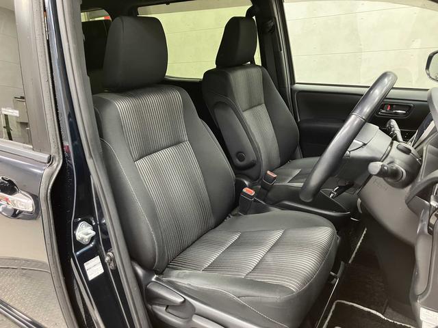 ヴォクシー ハイブリッドZS 煌II 純正10型後席モニター・純正10型フルセグナビ・両側電動ドア・クリアランスソナー・衝突軽減ブレーキ・車線逸脱警報・シートヒーター・純正16インチAW・ETC2.0・LEDヘッドライト・ドラレコ・スマー(11枚目)