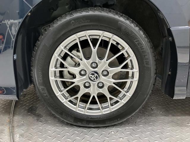 ヴォクシー ハイブリッドZS 煌II 純正10型後席モニター・純正10型フルセグナビ・両側電動ドア・クリアランスソナー・衝突軽減ブレーキ・車線逸脱警報・シートヒーター・純正16インチAW・ETC2.0・LEDヘッドライト・ドラレコ・スマー(42枚目)