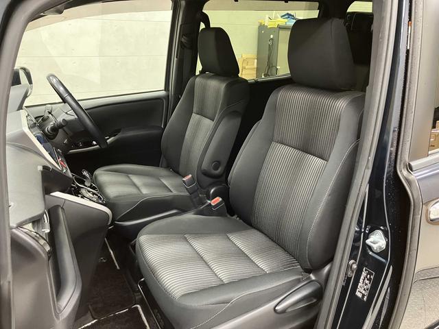 ヴォクシー ハイブリッドZS 煌II 純正10型後席モニター・純正10型フルセグナビ・両側電動ドア・クリアランスソナー・衝突軽減ブレーキ・車線逸脱警報・シートヒーター・純正16インチAW・ETC2.0・LEDヘッドライト・ドラレコ・スマー(47枚目)