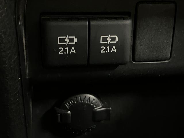 ヴォクシー ハイブリッドZS 煌II 純正10型後席モニター・純正10型フルセグナビ・両側電動ドア・クリアランスソナー・衝突軽減ブレーキ・車線逸脱警報・シートヒーター・純正16インチAW・ETC2.0・LEDヘッドライト・ドラレコ・スマー(61枚目)