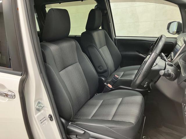 ヴォクシー ZS 煌II 両側パワースライドドア・純正9型フルセグナビ・衝突軽減ブレーキ・インテリジェントクリアランスソナー・車線逸脱警報・純正16インチAW・ETC・LEDヘッドライト・オートハイビーム・バックカメラ・スマー(11枚目)