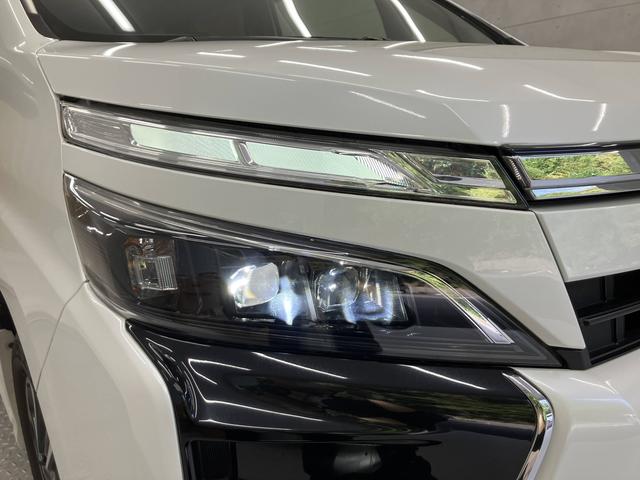 ヴォクシー ZS 煌II 両側パワースライドドア・純正9型フルセグナビ・衝突軽減ブレーキ・インテリジェントクリアランスソナー・車線逸脱警報・純正16インチAW・ETC・LEDヘッドライト・オートハイビーム・バックカメラ・スマー(28枚目)