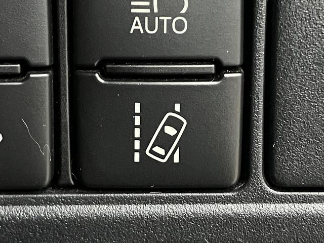 ヴォクシー ZS 煌II 両側パワースライドドア・純正9型フルセグナビ・衝突軽減ブレーキ・インテリジェントクリアランスソナー・車線逸脱警報・純正16インチAW・ETC・LEDヘッドライト・オートハイビーム・バックカメラ・スマー(61枚目)