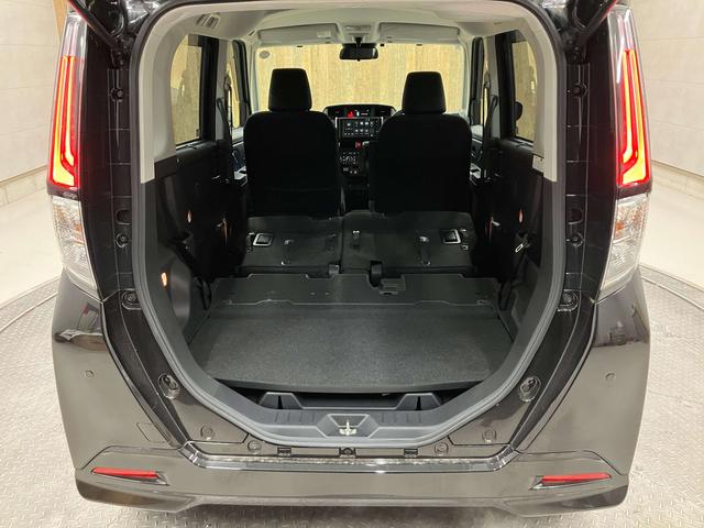 ルーミー カスタムG パノラミックビューモニター・純正9型ディスプレイオーディオ・両側電動ドア・スマアシ・コーナーセンサー・衝突軽減ブレーキ・車線逸脱警報・誤発進抑制機能純正14インチAW・フルセグ・ETC・Bluetoo(14枚目)