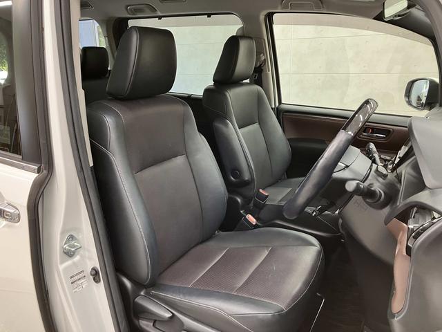 エスクァイア Gi TRDフルエアロ・両側電動ドア・フルセグナビ・衝突軽減ブレーキ・車線逸脱警報・シートヒーター・純正15インチアルミ・LEDヘッドライト・オートハイビーム・ETC・バックカメラ・合皮シート・スマートキー(11枚目)