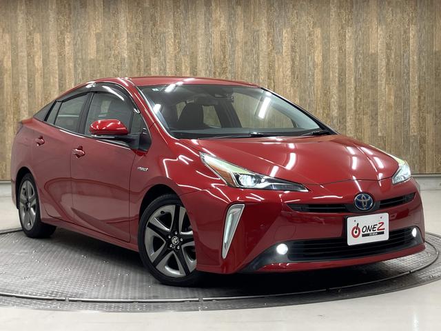 プリウス Ａプレミアム　ツーリングセレクション　純正フルセグナビ・バックカメラ・衝突軽減ブレーキ・本革電動シート・ヘッドアップディスプレイ・純正１７インチＡＷ・駐車支援・後側方車両検知・ＬＥＤヘッドライト・シートヒーター・ＥＴＣ・Ｂｌｕｅｔｏｏｔｈ（17枚目）