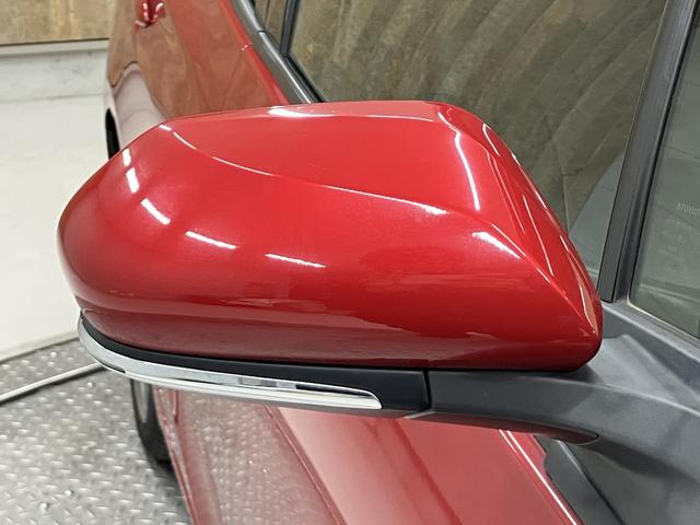 プリウス Ａプレミアム　ツーリングセレクション　純正フルセグナビ・バックカメラ・衝突軽減ブレーキ・本革電動シート・ヘッドアップディスプレイ・純正１７インチＡＷ・駐車支援・後側方車両検知・ＬＥＤヘッドライト・シートヒーター・ＥＴＣ・Ｂｌｕｅｔｏｏｔｈ（30枚目）